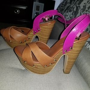 Jessican Simpson platform heels